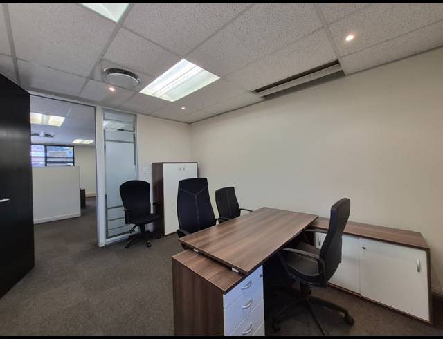 282M² OFFICE TO LET IN ROSEBANK